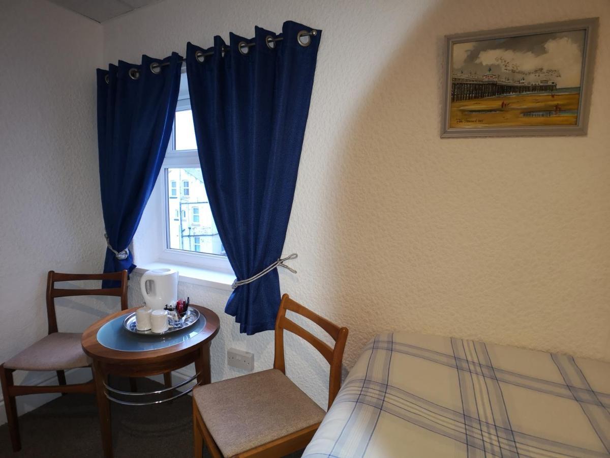 The Hopton Hotel Blackpool Bagian luar foto