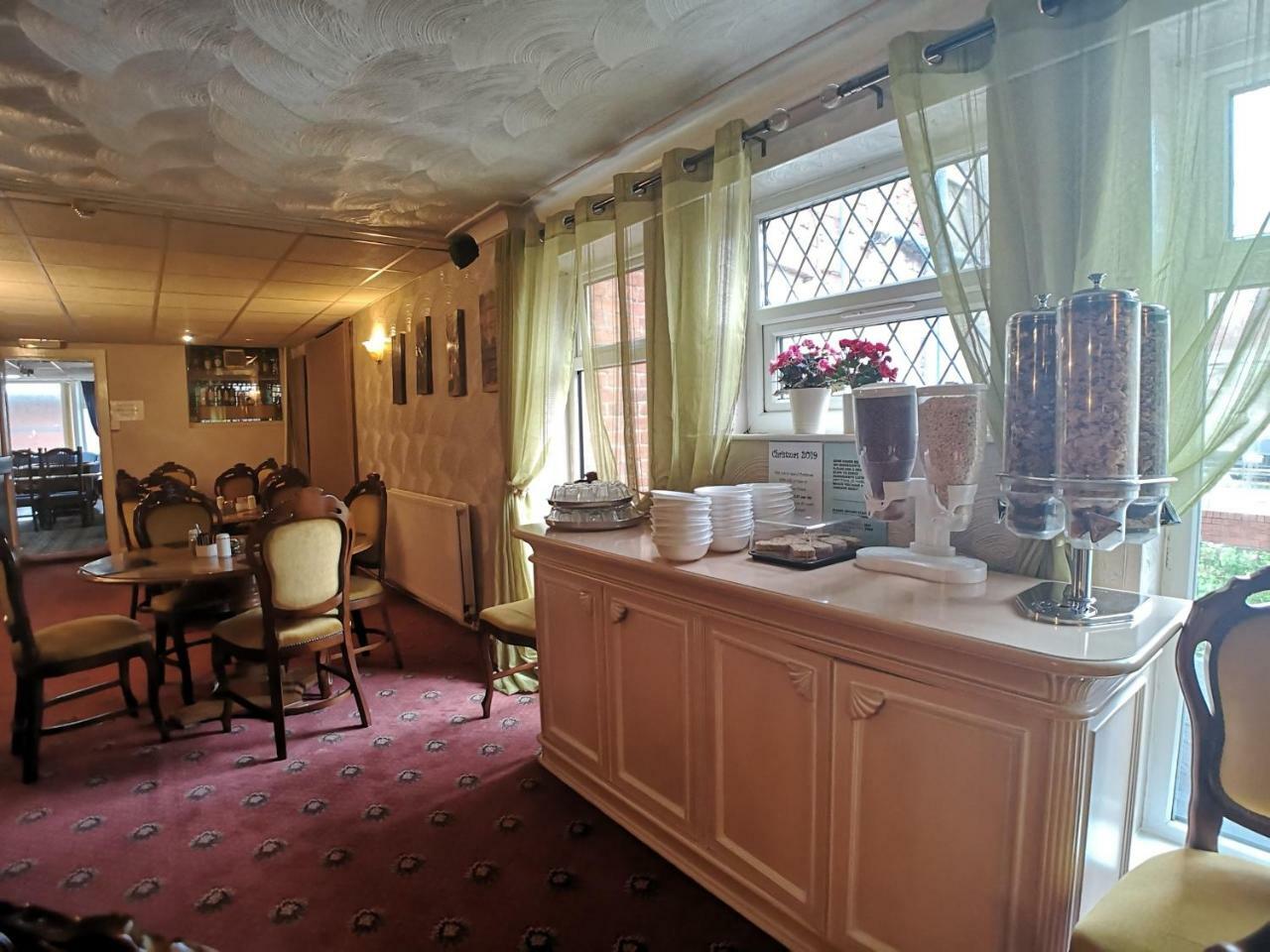 The Hopton Hotel Blackpool Bagian luar foto